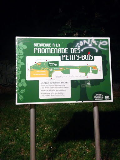 Promenade Des Petits-Bois