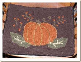 pumpkin hooked rug