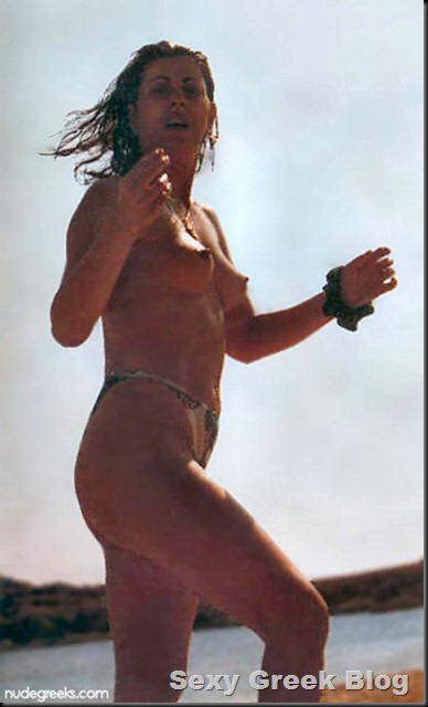 angela-dimitriou-topless-06