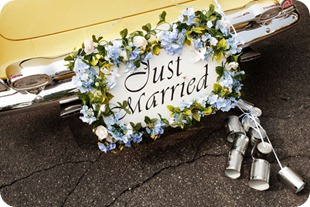 just-married-sign-on-limo