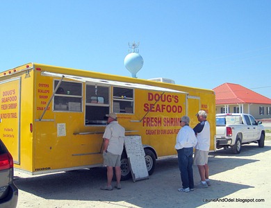 Doug's Seafood, selling fresh shriimp, grouper and snapper.