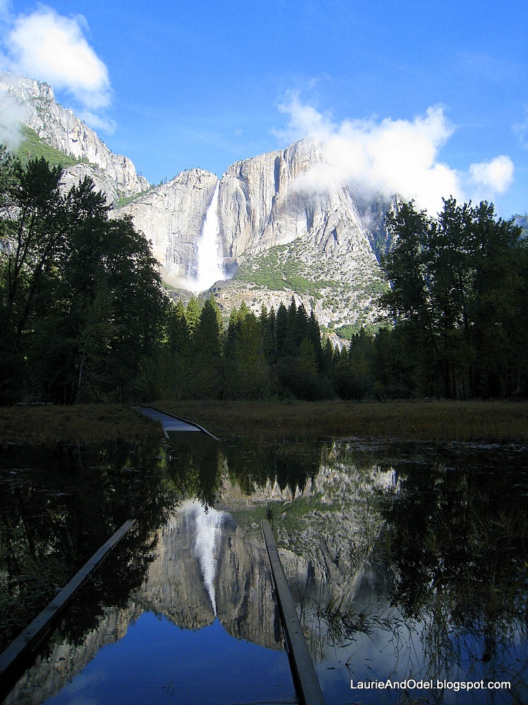 [Reflection of Yosemite Falls[4].jpg]