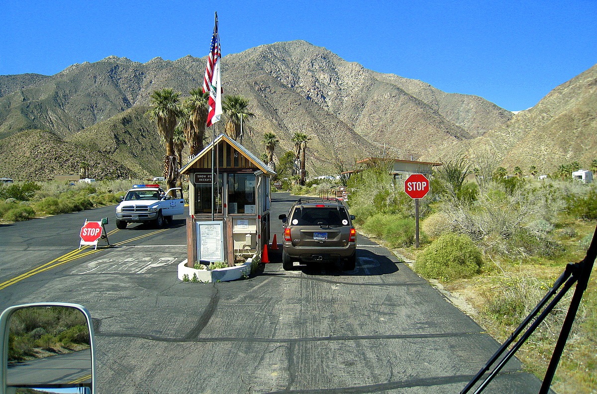 [I followed Odel into the Anza-Borrego State Park Campground[4].jpg]