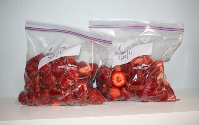 [bagged strawberries (1 of 1)[4].jpg]