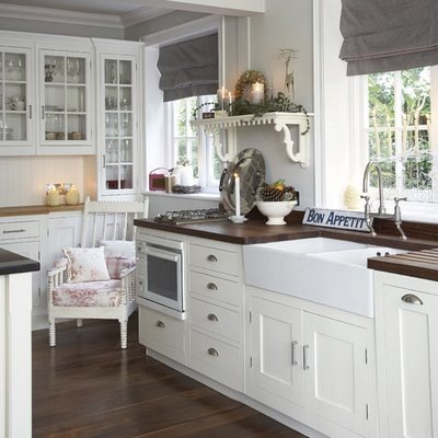 [whitekitchenw grey[2].jpg]