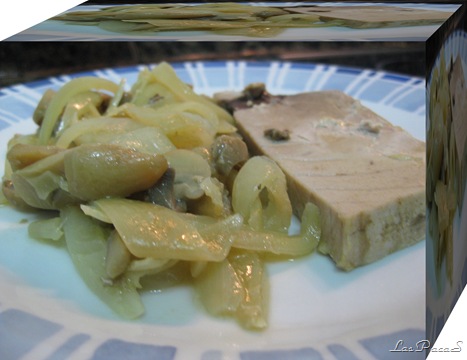 Atún encebollado