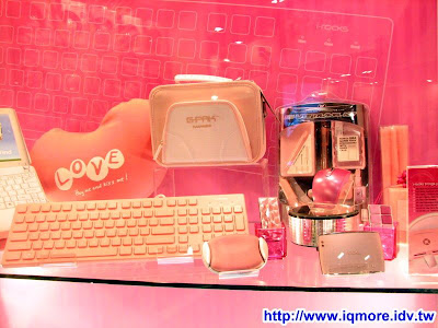 Computex 2009: i-rocks (艾芮克) - 老貓測3C