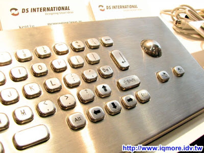 Computex 2009: DSI (帝興國際) - 老貓測3C