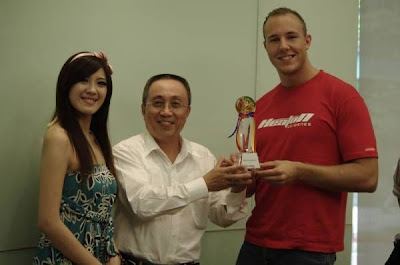 HeatoN來台系列文章(08)- Taipei day 4 : 參訪NVIDIA及娛樂賽！ - 老貓測3C