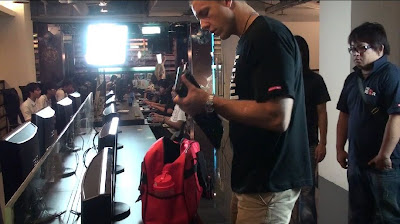 HeatoN來台系列文章(06)- Taipei day 2 : 與UMX隊員同遊CS！ - 老貓測3C