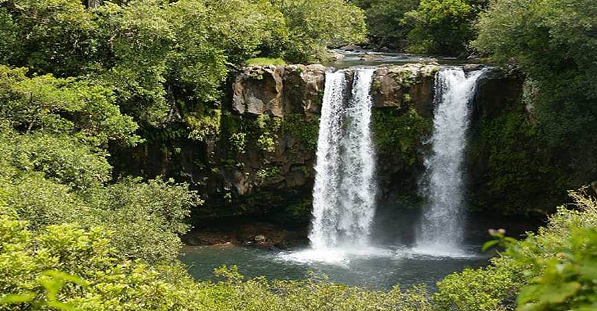 [canyoning-exil-waterfall-Mauritius_[2].jpg]