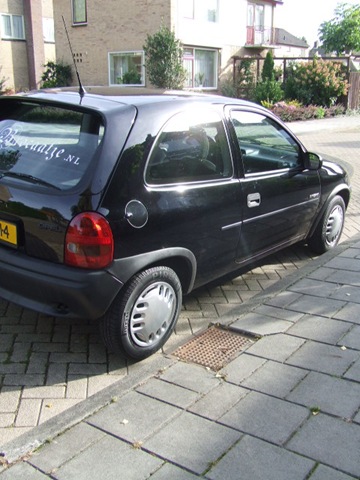 [mijn auto 004[3].jpg]