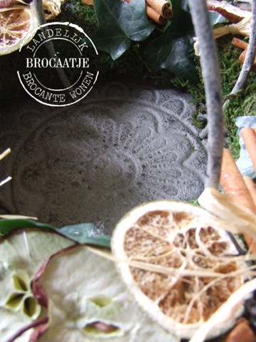 [hanging plate 011[5].jpg]