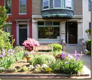 Front lawn at William Penn House