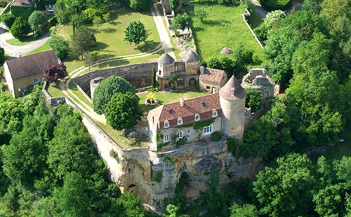 [Chateau Dordogne[2].jpg]