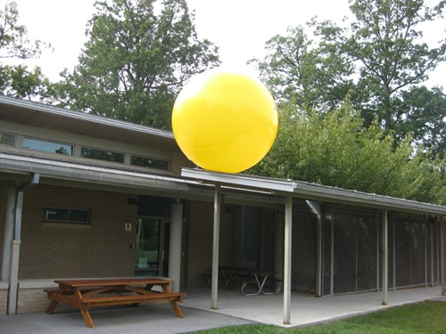 [Yellow Balloon 037[2].jpg]