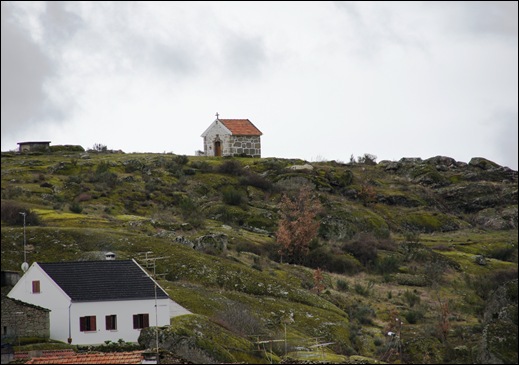 Glória Ishizaka - Vila do Touro - capela