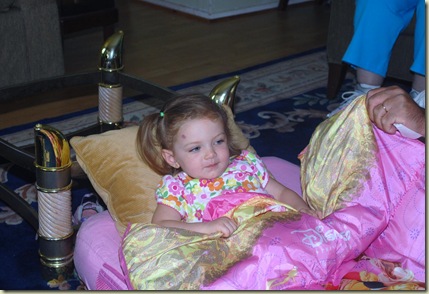 06-21 Keelie on Bed 06-21 Keelie on Bed