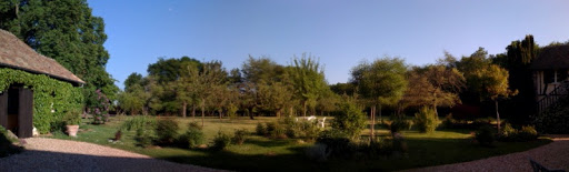 Le jardin aux Hautes-Lisières (Rouvres, 28), 23 mai 2010. Photo : J.M. Gayman