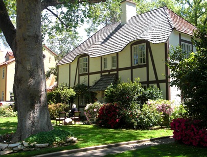 Anna Hatthaway Cottage