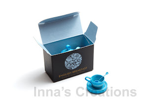 Miniature quilled cup