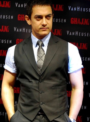 [aamir-khan wallpapers[5].jpg]