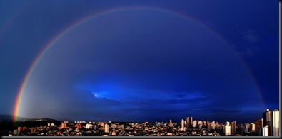 Arco íris em Sao Paulo - foto Ricardo Beccari