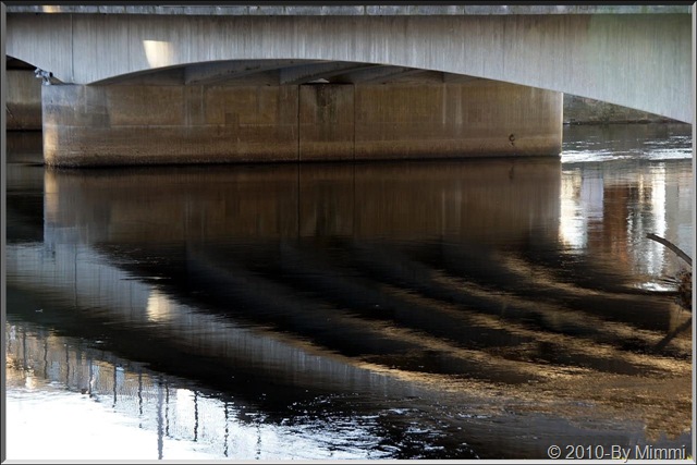 under-en.bro
