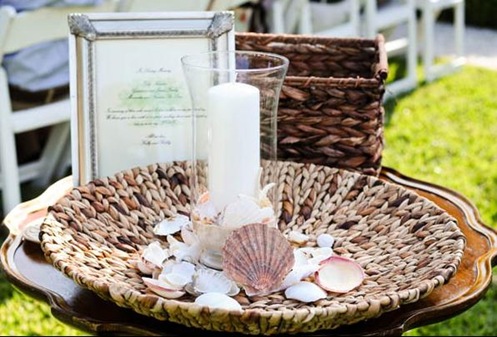 memory candle with shells