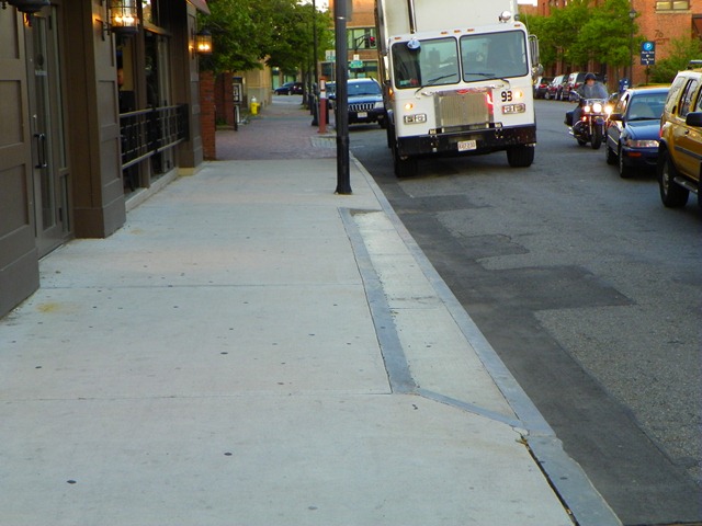 [Outdoor Seating Tavern in the Square Dusk 2010-05-06 017 new derby curb[3].jpg]