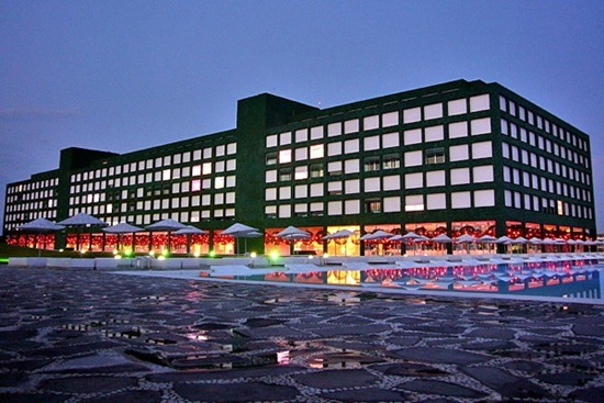Worlds Best Hotels3