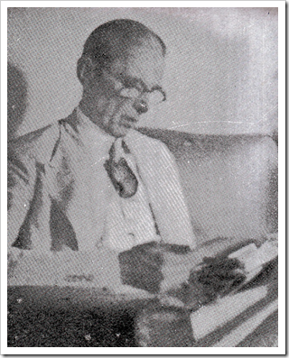 Mr Jinnah in his study