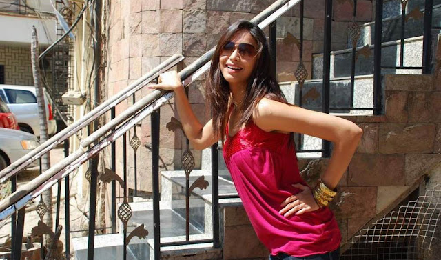 Crazy Amruta Patki Hot Photoshoot