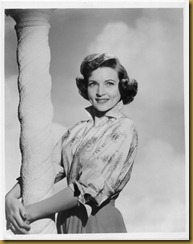 old-betty-white-photo-from-when-she-was-a-young-girl-black-and-white