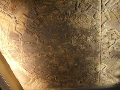 [Loot Dendera Zodiac in Louvre[5].jpg]