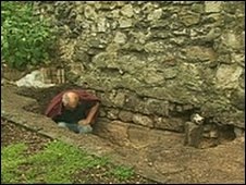 [_47983140_5a2dadea-80b6-499f-a3cf-754f97cbadfe[6].jpg]