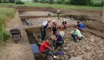 Archaeologists at Dimitrovgrad excavating the Roman Via Militaris
