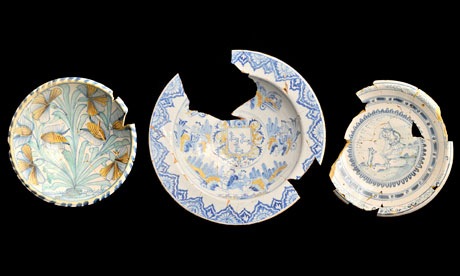 [17th-century-bowls-london-006[5].jpg]