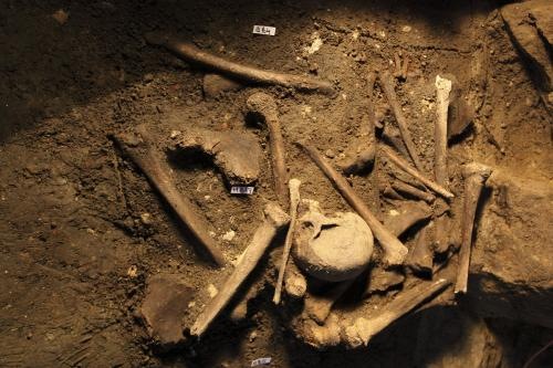 [1279624275_201007200028_PRG_1[5].jpg]