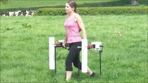 [_48580550_geo1[5].jpg]