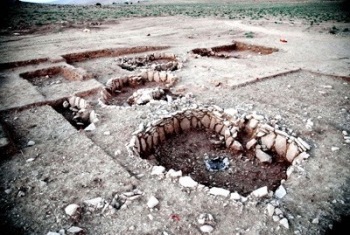 [Syria_village_dating_back_to_Neolithic_Era[5].jpg]