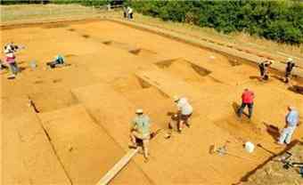 The Big Dig 2010 at Brading Roman Villa. 