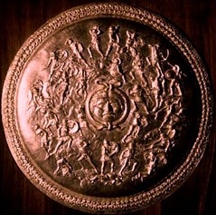 [AthenaParthenos_Shieldmod76.jpg]