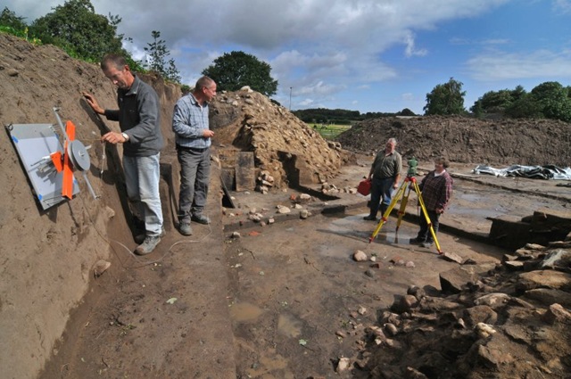 [image-124374-galleryV9-qgwp[5].jpg]