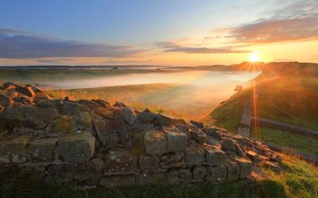 [hadrian_s-wall_1723391c[5].jpg]