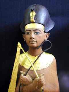 Egyptian, New Kingdom, Dynasty 18 (ca. 1332-1323 B.C.). Shawabti Figure of Tutankhamun (detail). Gilded wood. H. 48 cm (18.45 in.). Egyptian Museum, Cairo. Photograph by Jon Bodsworth.