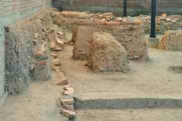 Thang Long Royal Citadel_02