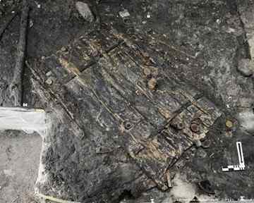 This undated photo provided by the Hochbaudepartment Zurich shows a 5,000-year-old door that archaeologists in the Swiss city of Zurich have found and may be the oldest ever found in Europe. (AP Photo/Hochbaudepartment Zurich, Handout)
