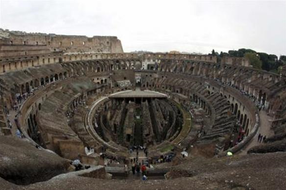 [Rome Colosseum opens gladiators' dungeons to public - Reuters_1287123150274[5].png]