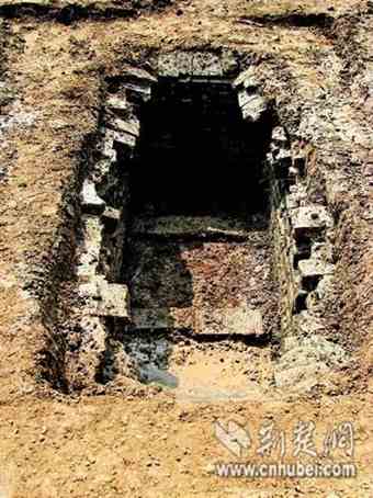 On Oct. 20, archaeological personnel discovered a husband and wife couple tomb of the Northern Song Dynasty in Jiangxia.